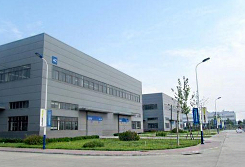 蘇州士林電機(jī)取得多軸變頻器卡扣，兩者之間固定緊密:變頻器